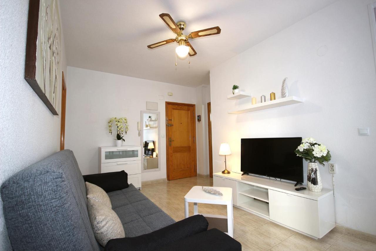 Del Cura Beach Apartment Торевьиа Экстерьер фото