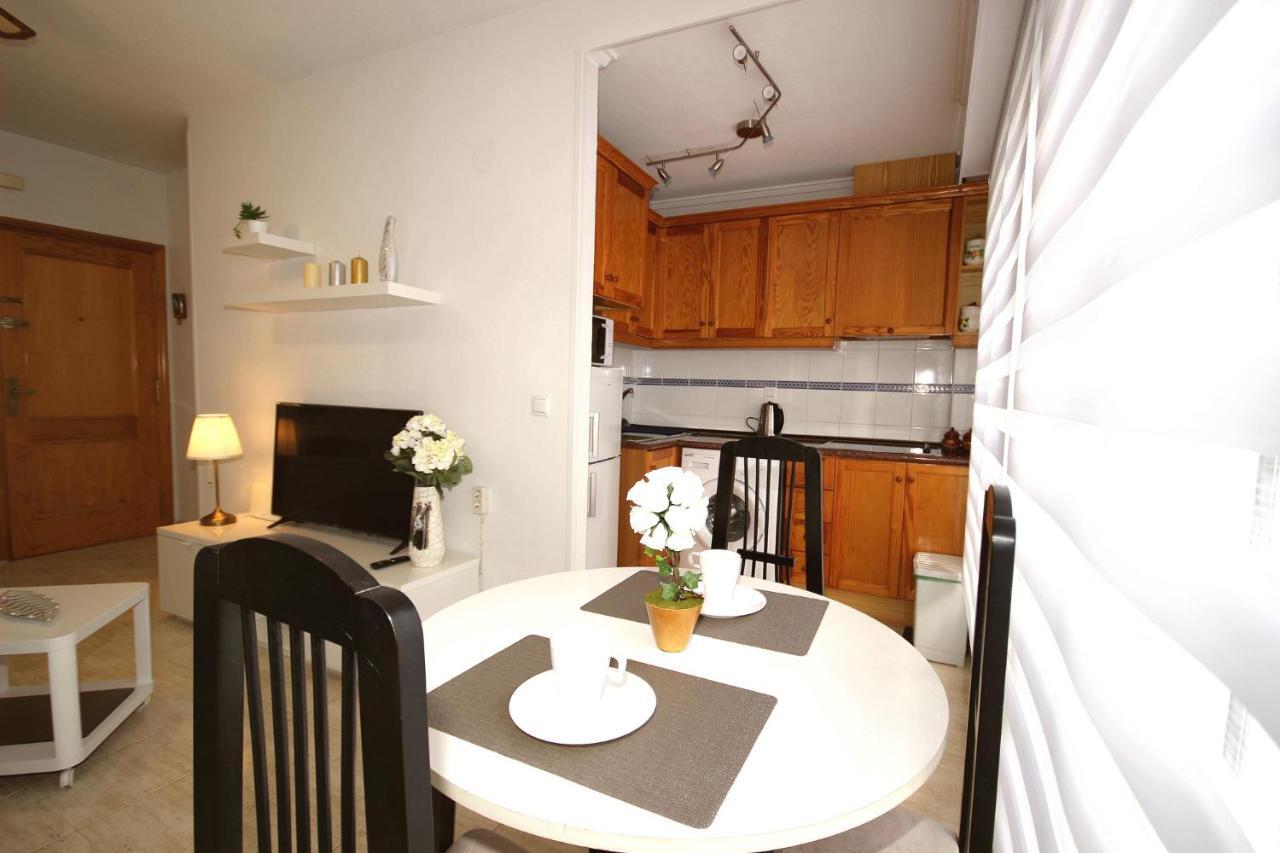 Del Cura Beach Apartment Торевьиа Экстерьер фото