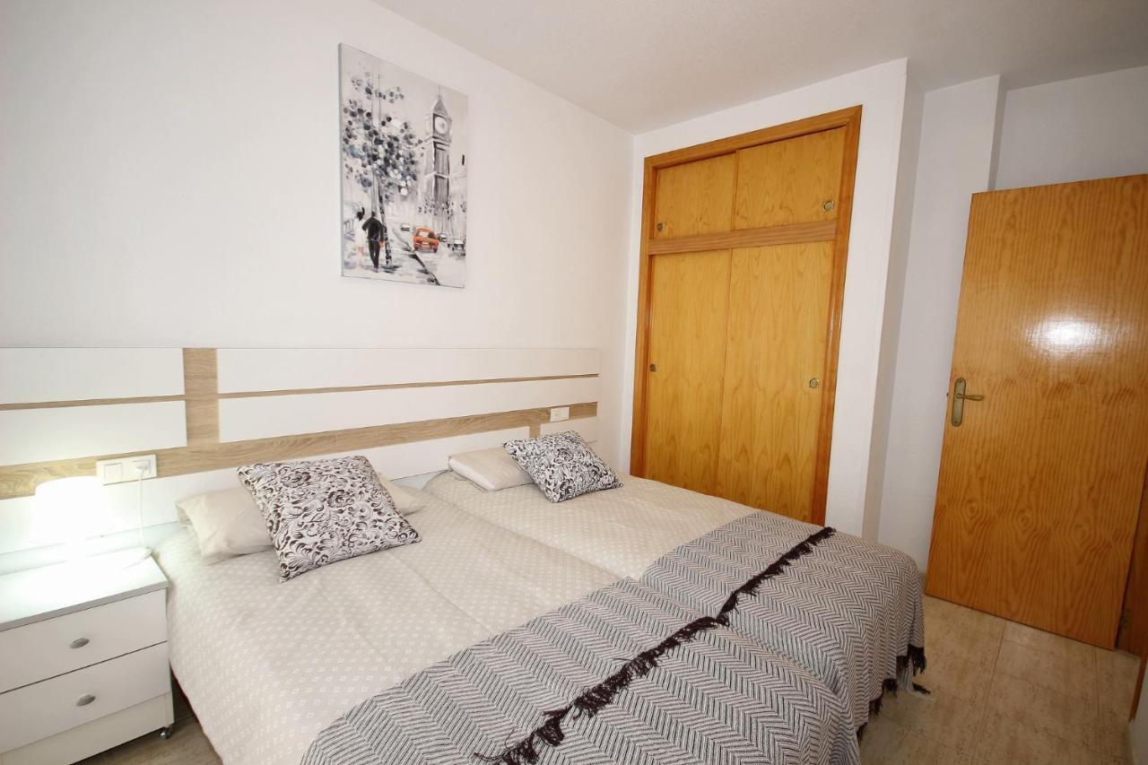 Del Cura Beach Apartment Торевьиа Экстерьер фото