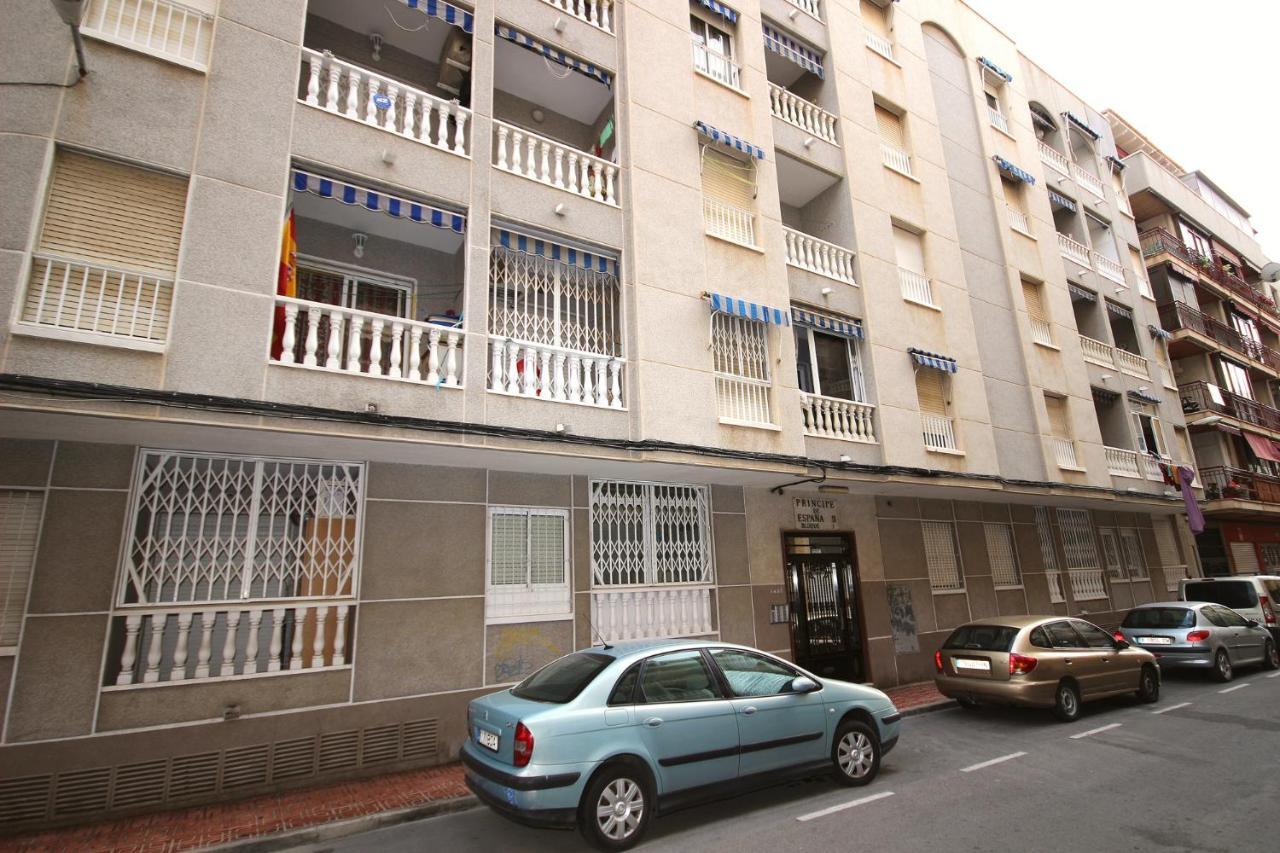 Del Cura Beach Apartment Торевьиа Экстерьер фото
